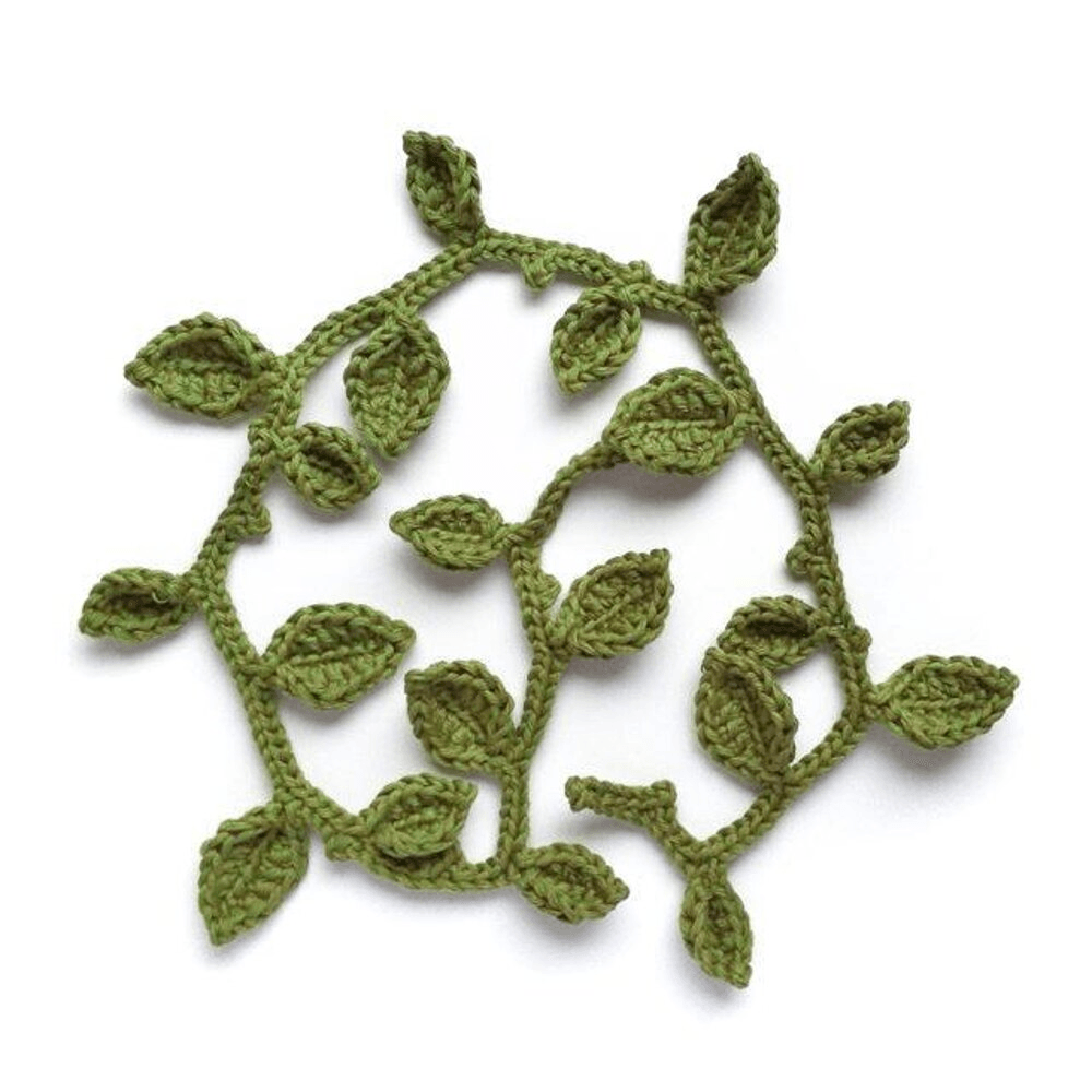 Free Leaf Garland Pattern
