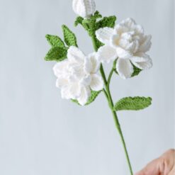 Crochet Gardenia Flower PDF pattern with free video tutorial, perfect for DIY projects.
