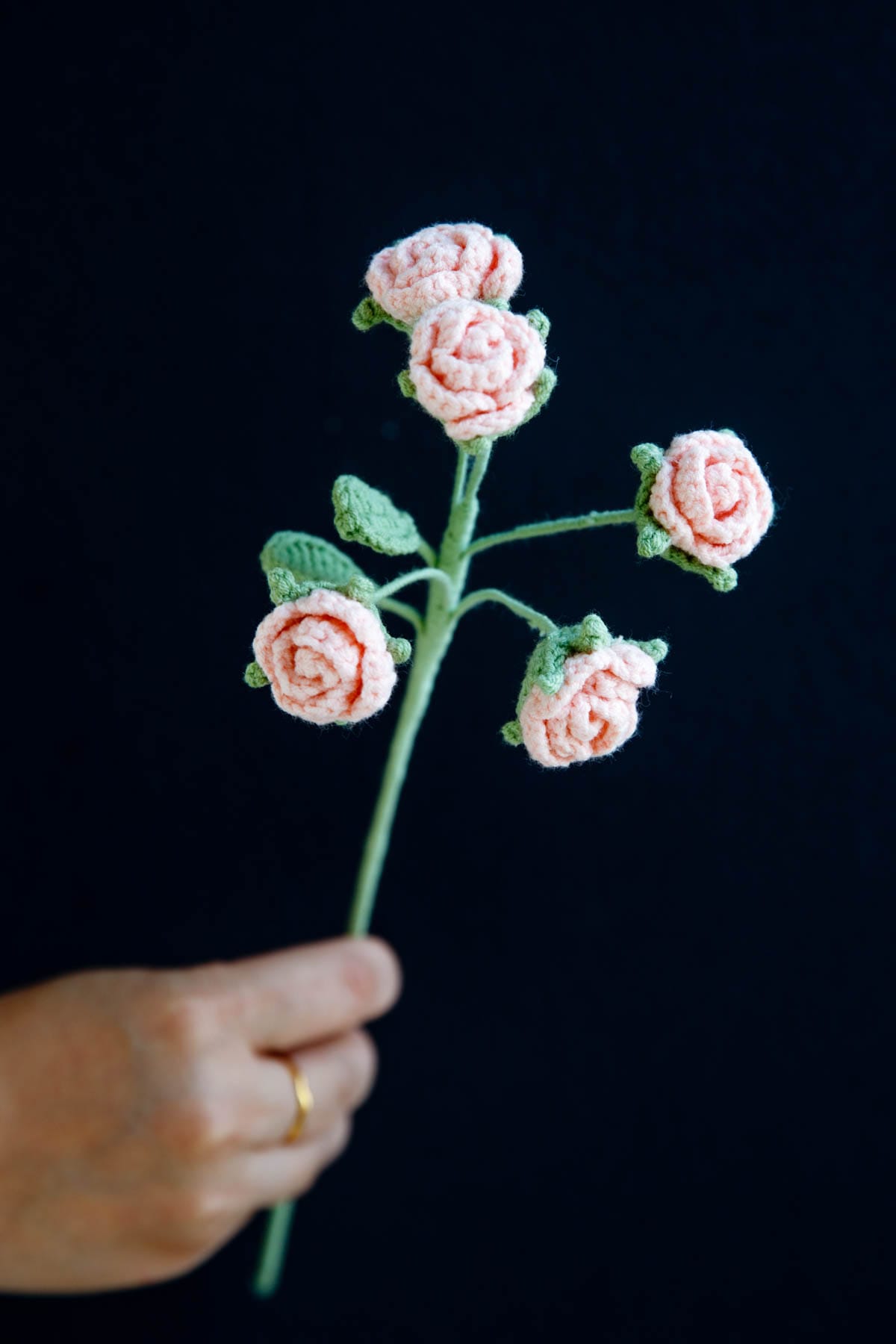 Crochet Small Multi-head Rose- PDF Pattern with Free Video Tutorial Crochet small multi-head rose PDF pattern with video tutorial, perfect for crafting enthusiasts.
