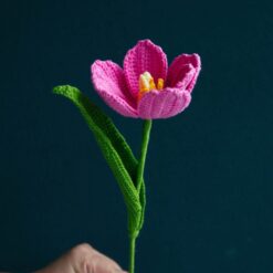 Crochet tulip flower PDF pattern with free video tutorial, floral crochet design with step-by-step instructions.