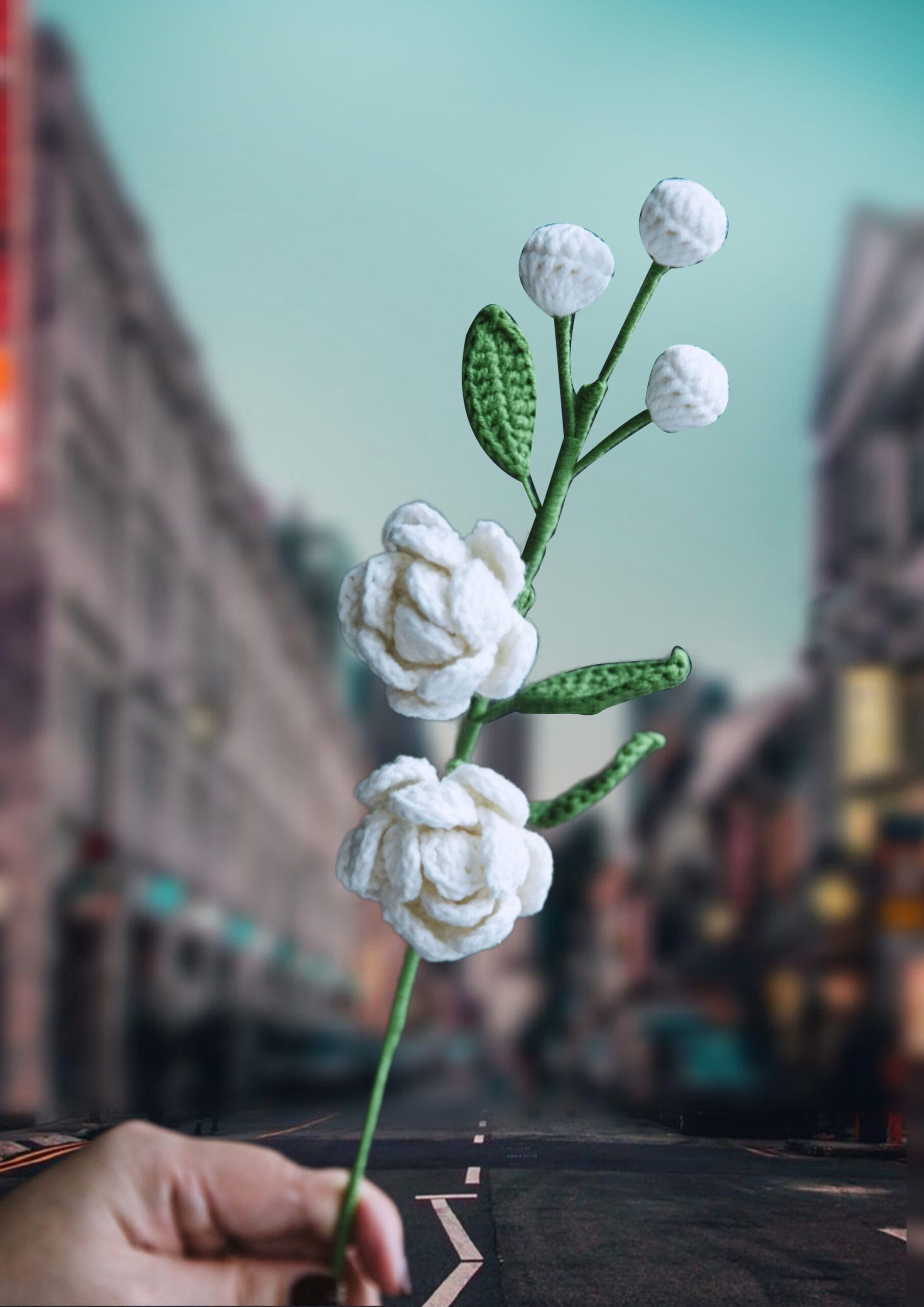 Crochet Jasmine Flower - PDF Pattern with Video Tutorial Crochet trumpet vine PDF pattern for all skill levels, featuring an easy-to-crochet flower design. Great for beginners to advanced crocheters.